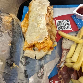 Usta Dönerci Kent Meydanı Ustadönerci Şikayeti