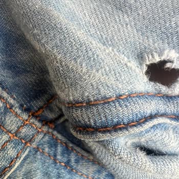 Lee Cooper Jean Ağ Yırtılması