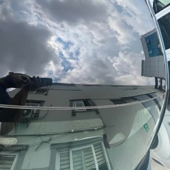 Volvo C40 Sunroof Crack Problem