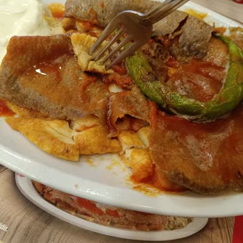 Baydöner Kötü Ve Kuru Yemek