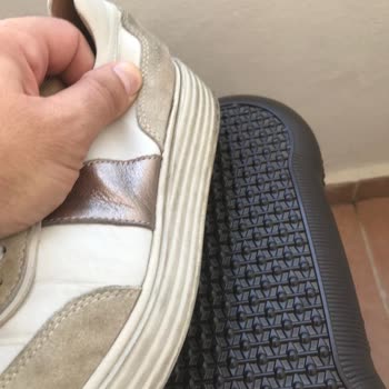 Celal Gültekin Ayakkabı Defolu Ayakkabı Değişim Olmadı