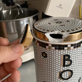 Anthropologie Kırık Ürün Gönderdi