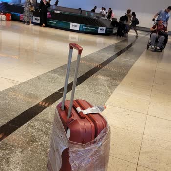 Anadolu Jet Valizimi Kırıp Tazminatı Ödemedi