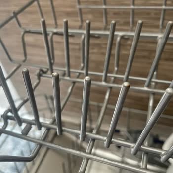 Siemens İQ700 Serisi Bulaşık Makinesinde Sepetlerde Paslanma Sorunu