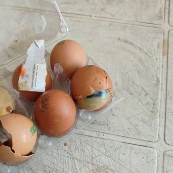 BİM Bozuk Kararmış Yumurta