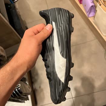 Deichmann Krampon Ayakkabımda Üretim Hatası