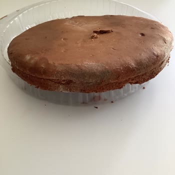 Hastel Gıda Son Kullanma Tarihi Geçmemiş Küflü Pasta