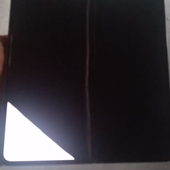 BDH Bilişim Destek Hizmetleri Telefonu Kullanıcı Hatası Deyip Telefona Zarar Verip Gönderiyor.