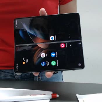 BDH Bilişim Destek Hizmetleri Telefonu Kullanıcı Hatası Deyip Telefona Zarar Verip Gönderiyor.