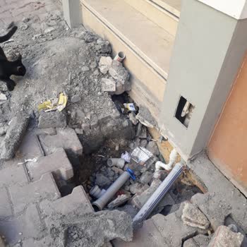 İbb - İstanbul Büyükşehir Belediyesi İSKİ'nin Kazdığı Yapmadığı Çukur