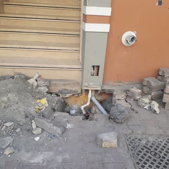 İbb - İstanbul Büyükşehir Belediyesi İSKİ'nin Kazdığı Yapmadığı Çukur