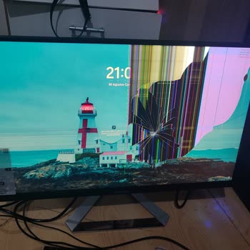 İnce Hesap'tan Aldığım Monitör Kırık Geldi