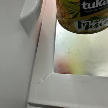 Arçelik Raf Kenar Kırılması