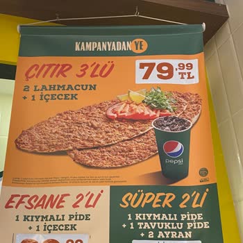 Lahmacunlar Fotoğraftakinden Çok Daha Küçük Pide By Pide