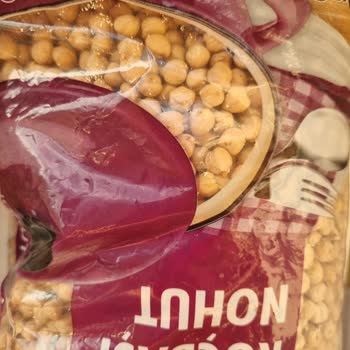 Yayla Bakliyat Yayla Koç Başı Nohut Açılmamış Pakette Solucan Ve Kelebek Çıkması