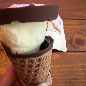 Cornetto Bayat Eksik Dondurma