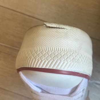 Vivens Moda Kusurlu Ayakkabı Yollayıp İade Yapmadılar