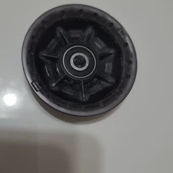 Dyson V15 Halı Başlığı Teker Kopması