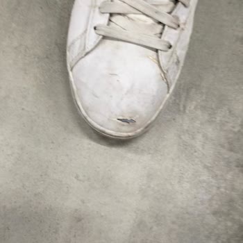 Puma Ayakkabı Az Kullanım Da Parçalan Di