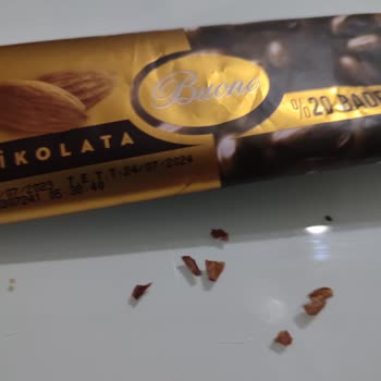 BİM Çikolata İçinden Çıkan Kabuklar