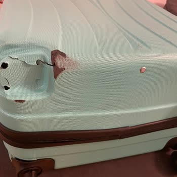 SunExpress Hava Yolları Bavul Kirik Valiz Kirik