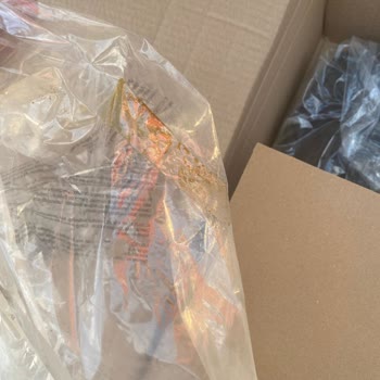 Amazon Pis, Lekeli, Hasarlı Ürün Gönderdi.