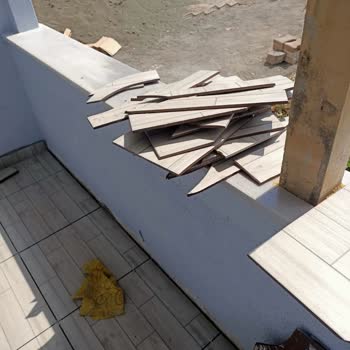 Aydınoğlu Yapı Market (Tokat) Seramikler Kırılıyor