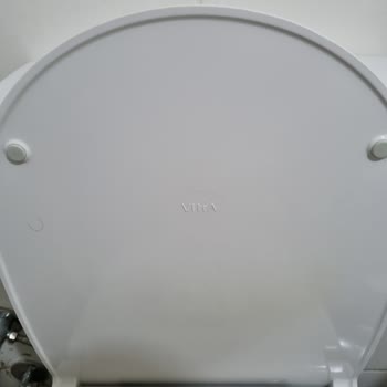 Vitra Klozet Kapağı Hemen Bozuldu
