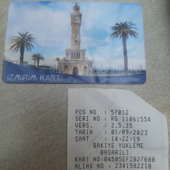 İzmir Büyükşehir Belediyesi Basmane Metrosunda Gişeden Para Alıp Kartıma Yükleme Yapmadılar