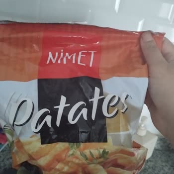 Nimet Gıda Nimet Dondurulmuş Patates Paketinden Tahta Parçası Çıktı