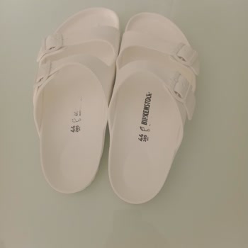 Nevzat Onay Ayakkabı Birkenstock Terlik Yazılarının Silinmesi