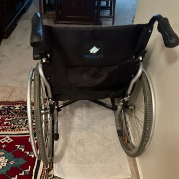 Wollex Marka Tekerlekli Sandalye