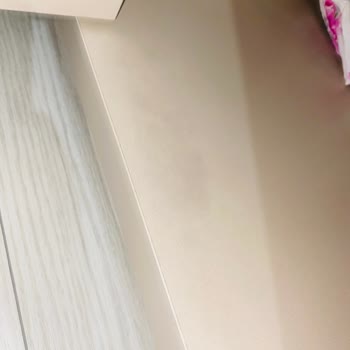 Bellona Yağ Lekeleri Mevcut