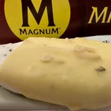 Magnum Dondurmanın İçinde Sinek Çıktı