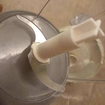 Sinbo Blender Kalitesiz Ve Hemen Kırılıyor