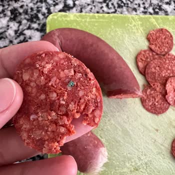 Beşler Marka Sucuktan Plastik Çıktı
