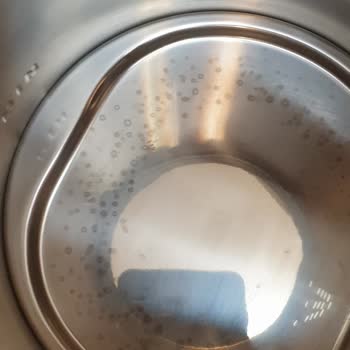 Arzum Çay Makinesinde İlk Kullanımda Çaydanlık Dibinde Lekeler Oluştu