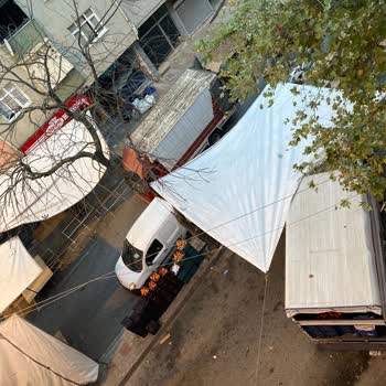 İBB - İstanbul Büyükşehir Belediyesi Cumartesi Pazarı Kalksın Ümraniye