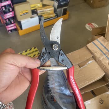 İzeltaş Bag Makası Ağzı Döndü Kesmiyor