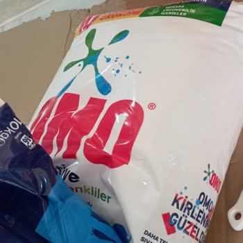Epttavm OMO Toz Deterjan Yırtık Ve Patlamış Geldi