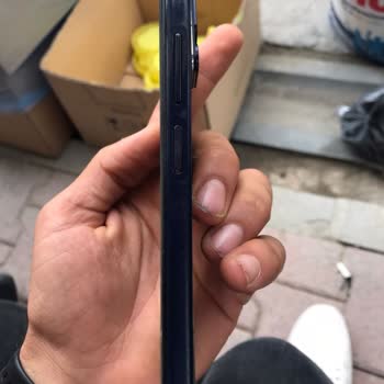 Reeder Cihazın Arka Kapağı Kırıldı Bana Lütfen Yardımcı Olun