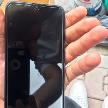 Reeder Cihazın Arka Kapağı Kırıldı Bana Lütfen Yardımcı Olun