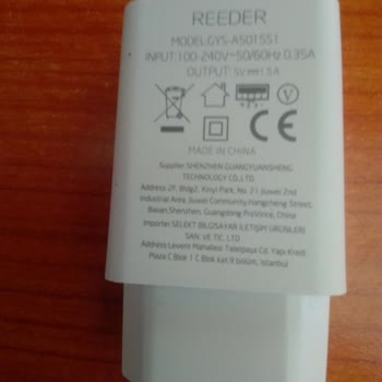 Reeder Teknik Servis Başka Cihazın Şarj Aletini Gönderdi