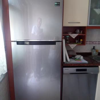 Samsung Buzdolabı Gövde Patladı