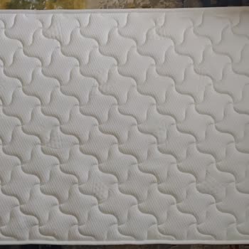 Çilek Mobilya Odası Yatağında Sorun