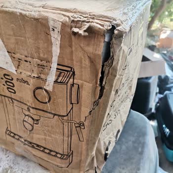 Robo Türkiye'nin Hasarlı Ürünü Yeni Diye Tüketiciye Yollaması