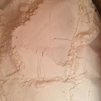 BİM'e Ait Efsane Marka Un SKT'si Bitmeden Böceklendi!