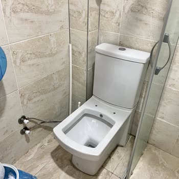 Balıkesir Öğretmenevi Bakımsız Ve Pis