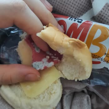 Tombiş Sandviç BİM Küflü Sandviç Sorunu