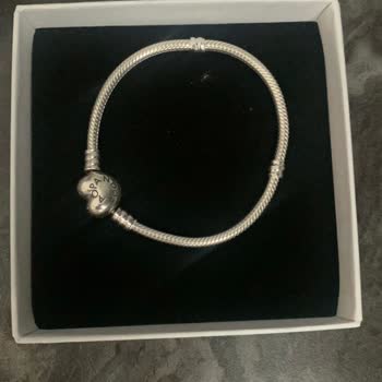 Pandora Mücevher Geç Ulaşan Ve Küçük Bileklik